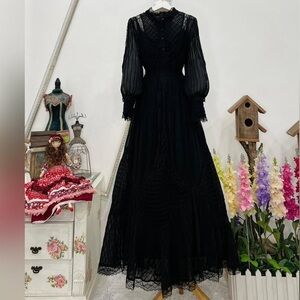 Elegant Black Lace Maxi Dress